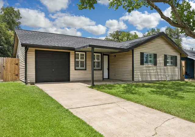 3rd image of 3809 Ramsey Dr, Pasadena, TX 77503 | MLS# 51143536