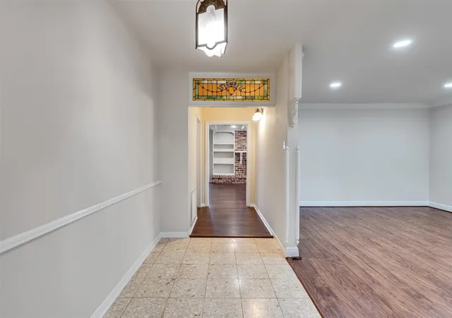 2nd image of 7814 Knob Hill Ave, Pasadena, TX 77505 | MLS# 80070385