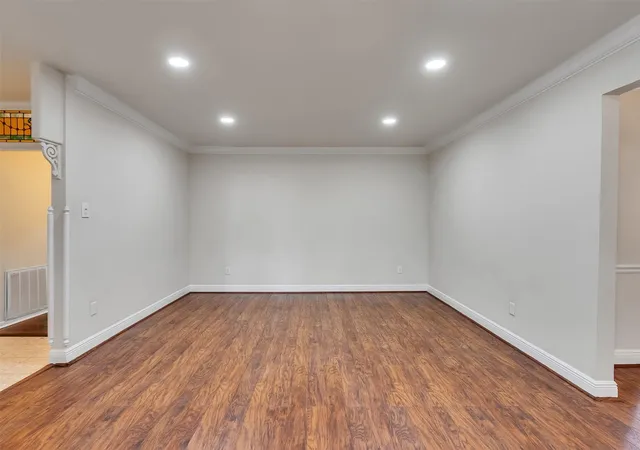 4th image of 7814 Knob Hill Ave, Pasadena, TX 77505 | MLS# 80070385