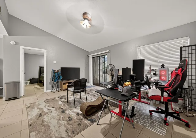 Photo 3 of Condo for sale at 9707 Richmond Ave #118, Houston, TX 77042 | MLS# 49525728 | Listing updated on 2026-08-13