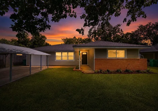 1st image of 1108 Prune St, La Marque, TX 77568 | MLS# 22610808
