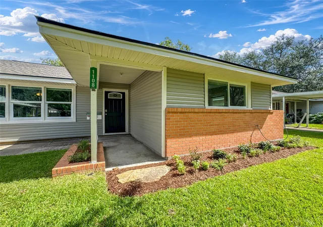 3rd image of 1108 Prune St, La Marque, TX 77568 | MLS# 22610808