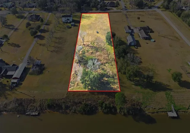 4th image of 0 Robinson Rd, Hitchcock, TX 77563 | MLS# 84165588