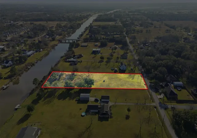 5th image of 0 Robinson Rd, Hitchcock, TX 77563 | MLS# 84165588