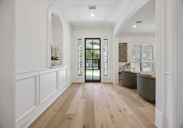 2nd image of 3807 Durness Wy, Houston, TX 77025 | MLS# 22389115