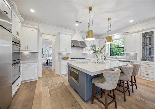 Photo 3 of Sale Pending at 3807 Durness Way, Houston, TX 77025 | MLS# 22389115 | Listing updated on 2026-09-04