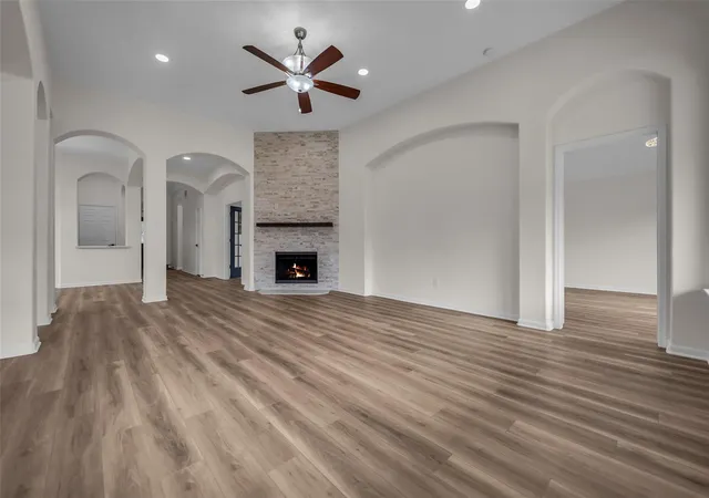 Photo 2 of Single family home for sale at 3906 Inglewood Cir, Missouri City, TX 77459 | MLS# 72746350 | Listing updated on 2026-08-23