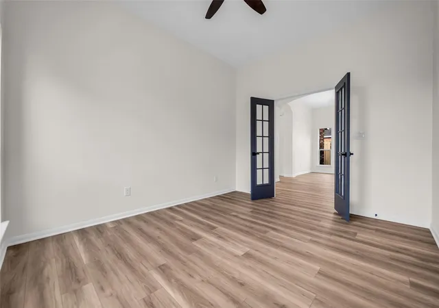 Photo 3 of Single family home for sale at 3906 Inglewood Cir, Missouri City, TX 77459 | MLS# 72746350 | Listing updated on 2026-08-23
