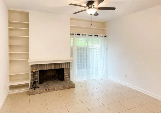 Photo 2 of Condo for sale at 10049 Westpark Dr #175, Houston, TX 77042 | MLS# 7159450 | Listing updated on 2026-08-17