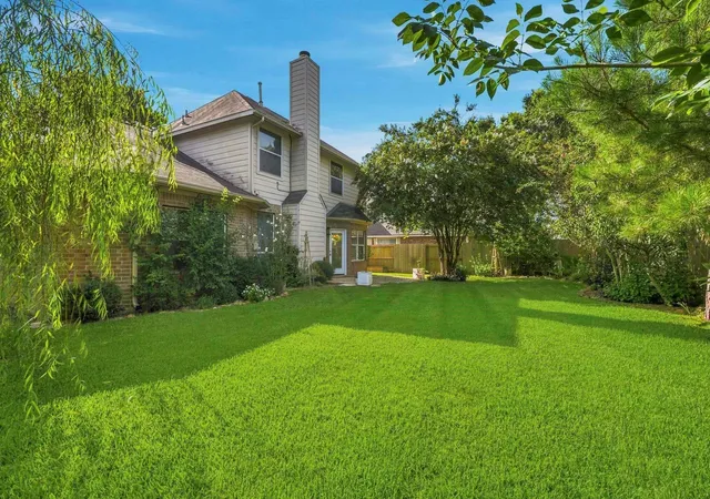 49th image of 4006 Stonehurst Dr, Pearland, TX 77584 | MLS# 69585384