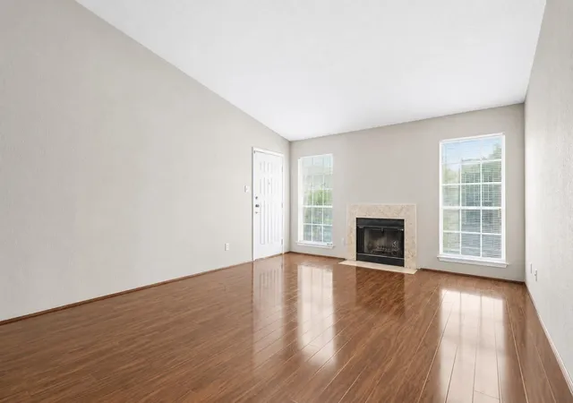 Photo 4 of Condo for sale at 7400 Bellerive Dr #1702, Houston, TX 77036 | MLS# 98297582 | Listing updated on 2026-09-01