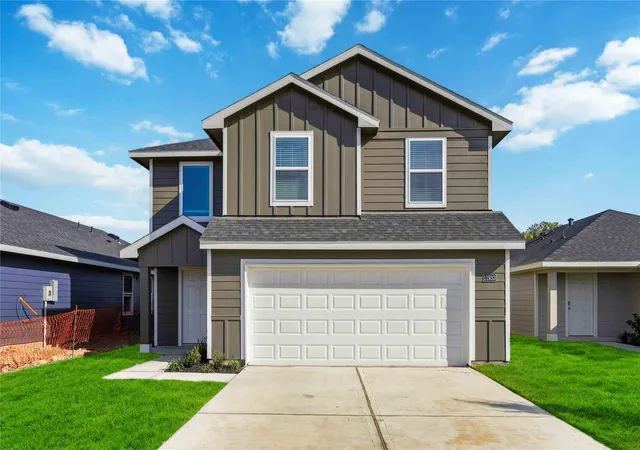 Photo 1 of Sale Pending at 4806 Peanut Butter And Jelly Dr, Houston, TX 77048 | MLS# 85652542 | Listing updated on 2026-08-11