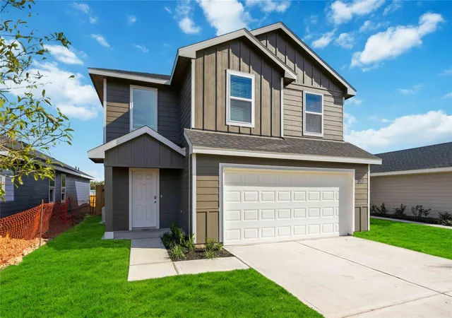 Photo 2 of Sale Pending at 4806 Peanut Butter And Jelly Dr, Houston, TX 77048 | MLS# 85652542 | Listing updated on 2026-08-11