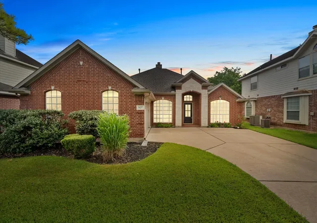 Photo 1 of Single family home for sale at 5627 Carta Valley Ln, Richmond, TX 77469 | MLS# 81139497 | Listing updated on 2026-10-09