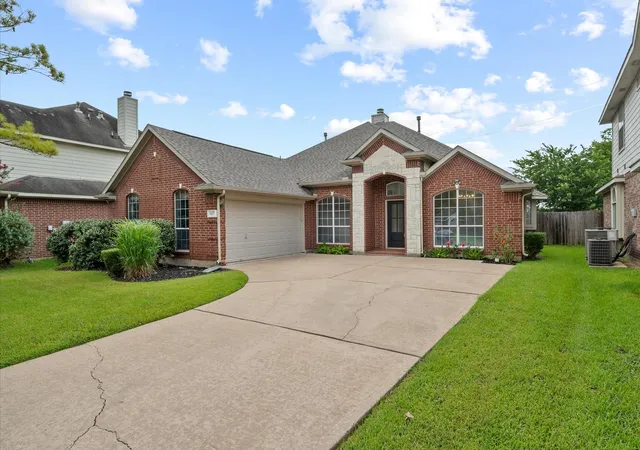 Photo 2 of Single family home for sale at 5627 Carta Valley Ln, Richmond, TX 77469 | MLS# 81139497 | Listing updated on 2026-10-09