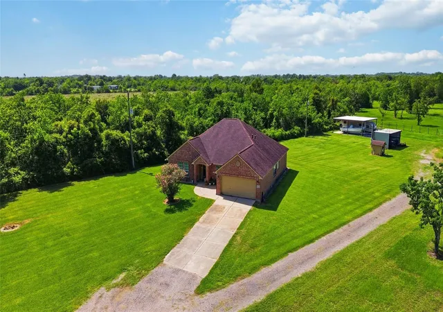 Photo 3 of Sale Pending at 8686 Fm 2004, Santa Fe, TX 77510 | MLS# 94565190 | Listing updated on 2026-09-26