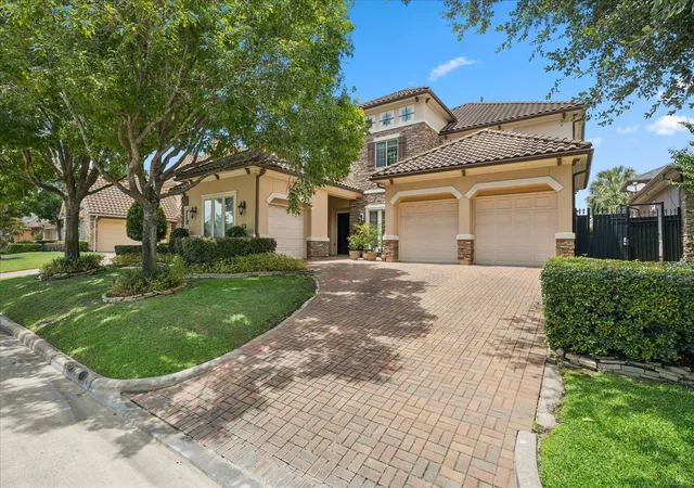 2nd image of 11610 Montmarte Blvd, Houston, TX 77082 | MLS# 51245874