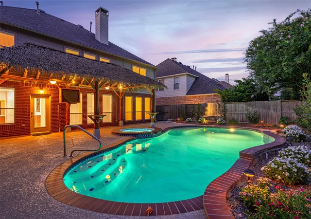 2nd image of 2383 Indigo Harbour Ln, League City, TX 77573 | MLS# 69561239