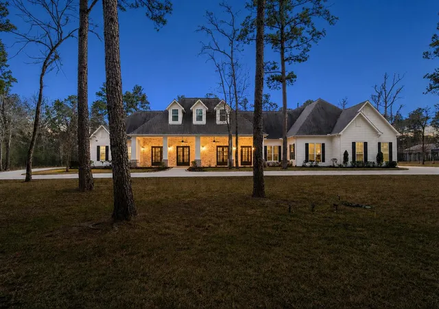 1st image of 10539 Crestwater Cir, Magnolia, TX 77354 | MLS# 91115456