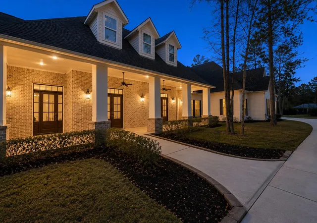 2nd image of 10539 Crestwater Cir, Magnolia, TX 77354 | MLS# 91115456