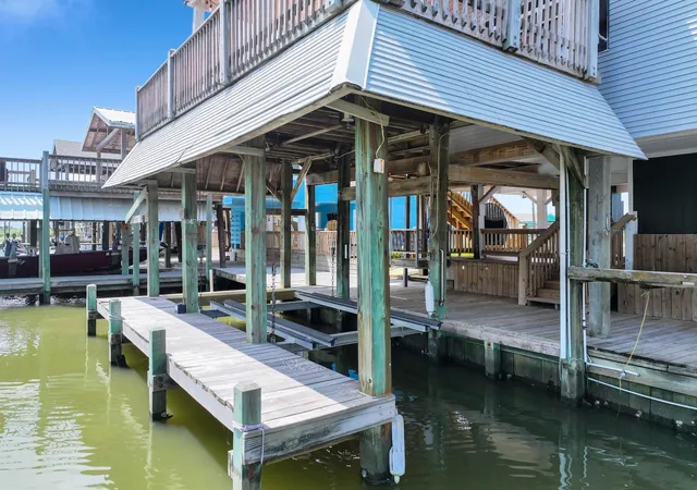 4th image of 1208 Boyt Rd, Port Bolivar, TX 77650 | MLS# 36017399
