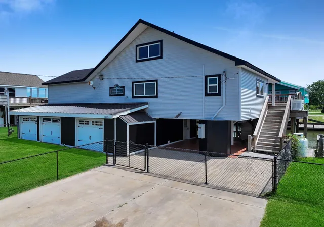 5th image of 1208 Boyt Rd, Port Bolivar, TX 77650 | MLS# 36017399