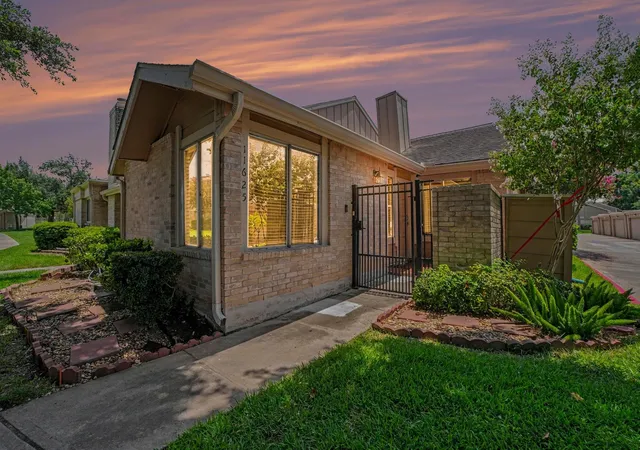 Photo 1 of Townhouse for sale at 11625 Lakeside Park Dr, Houston, TX 77077 | MLS# 75937979 | Listing updated on 2026-09-16