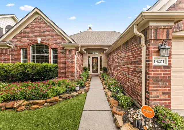 Photo 4 of Single family home for sale at 13203 Durbridge Trl Dr, Houston, TX 77065 | MLS# 3829505 | Listing updated on 2026-09-01