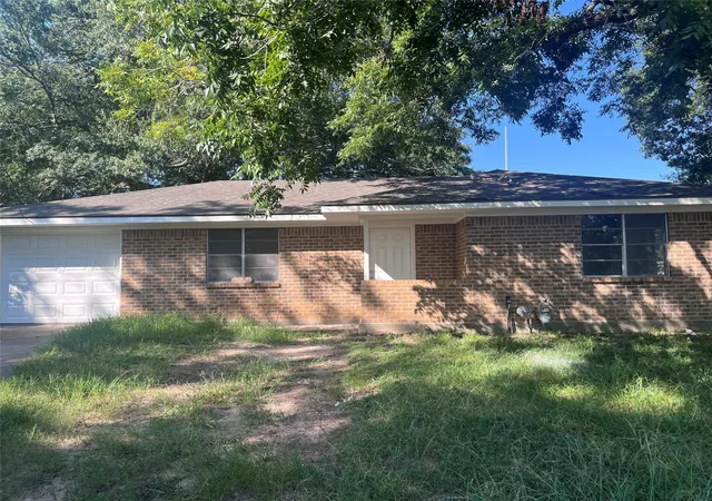 15th image of 211 Scott Ct, Brenham, TX 77833 | MLS# 80097195