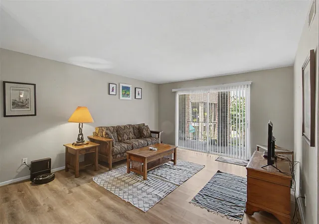 2nd image of 7575 Katy Fwy #93, Houston, TX 77024 | MLS# 51604017