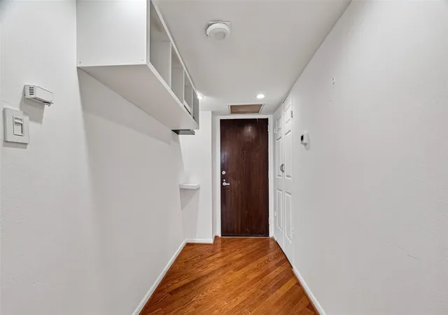 Photo 2 of Condo for sale at 2016 Main St #701, Houston, TX 77002 | MLS# 58038137 | Listing updated on 2026-09-05