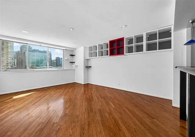 Photo 3 of Condo for sale at 2016 Main St #701, Houston, TX 77002 | MLS# 58038137 | Listing updated on 2026-09-05
