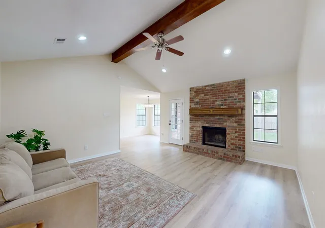 3rd image of 1713 Laura Ln, College Station, TX 77840 | MLS# 94281163
