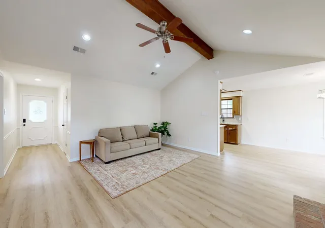 4th image of 1713 Laura Ln, College Station, TX 77840 | MLS# 94281163