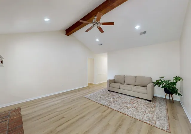 5th image of 1713 Laura Ln, College Station, TX 77840 | MLS# 94281163