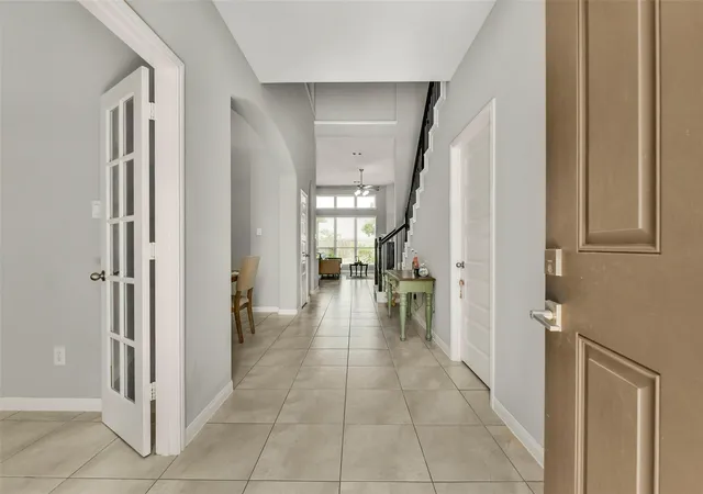 2nd image of 1906 Dry Willow Ln, Houston, TX 77089 | MLS# 13886929