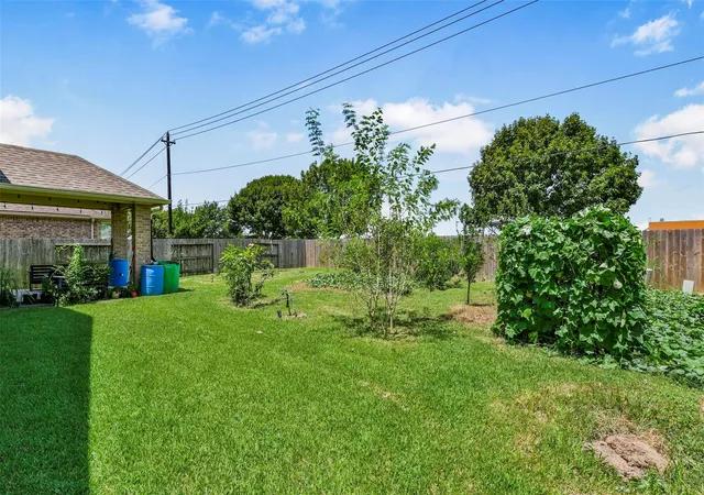 33rd image of 1906 Dry Willow Ln, Houston, TX 77089 | MLS# 13886929