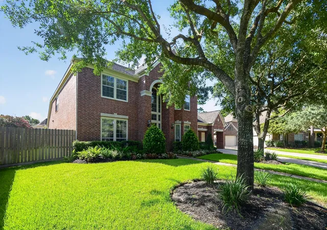 Photo 3 of Single family home for sale at 4711 Kings Landing Ln, Katy, TX 77494 | MLS# 96890848 | Listing updated on 2026-09-12