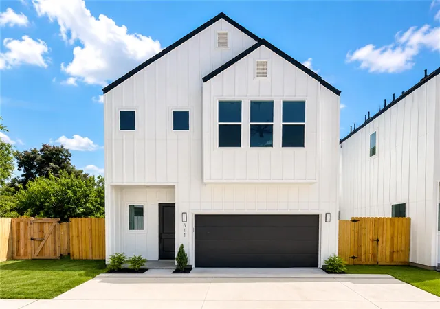 Photo 3 of Single family home for sale at 511 Altic St, Houston, TX 77011 | MLS# 10804760 | Listing updated on 2026-08-24