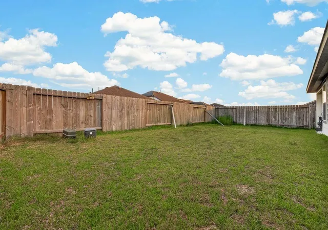 Photo 32 of Single family home for sale at 946 Curly Angora Ct, Rosharon, TX 77583 | MLS# 58888926 | Listing updated on 2026-09-09