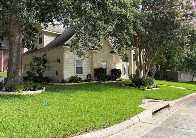 Photo 2 of Single family home for sale at 13602 Sun Valley Ct, Montgomery, TX 77356 | MLS# 82112108 | Listing updated on 2026-10-08