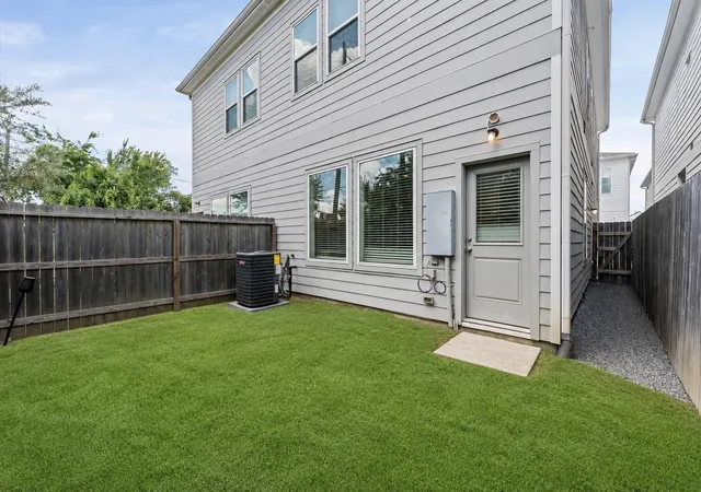 4th image of 4163 Griggs Rd, Houston, TX 77021 | MLS# 17301165
