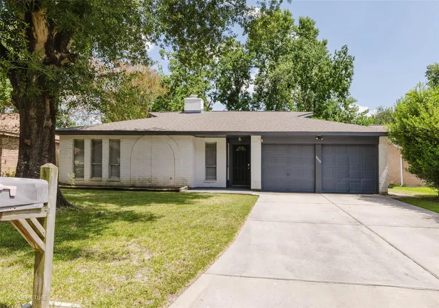 Photo 2 of Single family home for sale at 4439 Mccleester Dr, Spring, TX 77373 | MLS# 90083330 | Listing updated on 2026-08-09