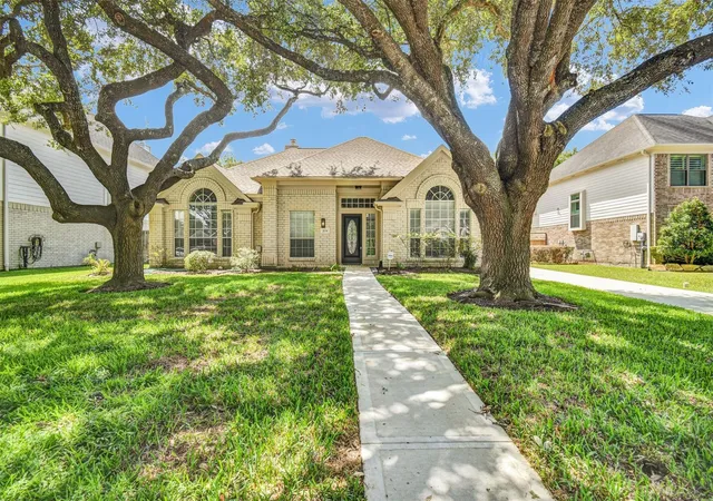 43rd image of 2131 Shaly Breeze Ln, League City, TX 77573 | MLS# 88300174