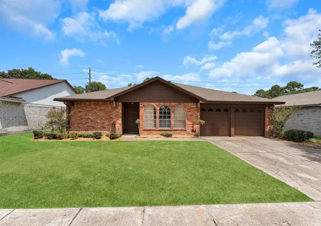 Photo 2 of Single family home for sale at 3446 Cheaney Dr, Houston, TX 77066 | MLS# 82053524 | Listing updated on 2026-08-22