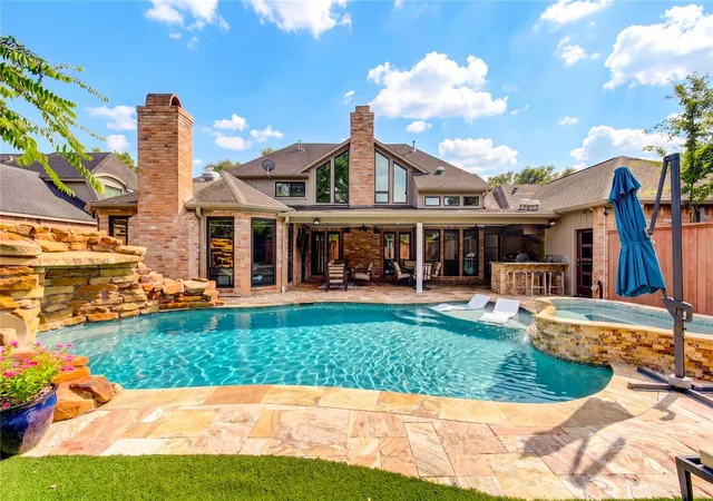 Photo 1 of Single family home for sale at 19822 Summerset Way, Houston, TX 77094 | MLS# 71166817 | Listing updated on 2026-09-13