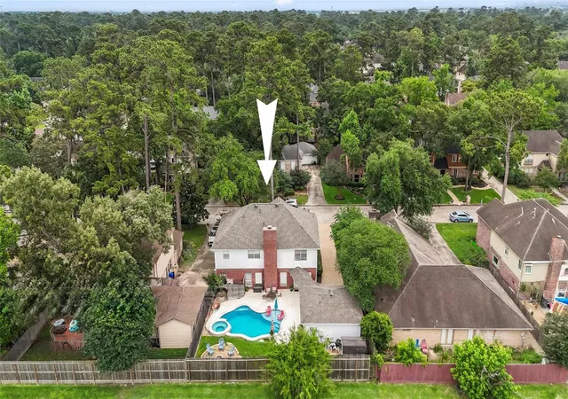 Photo 4 of Sale Pending at 6614 Seinfeld Ct, Houston, TX 77069 | MLS# 29452277 | Listing updated on 2026-09-02