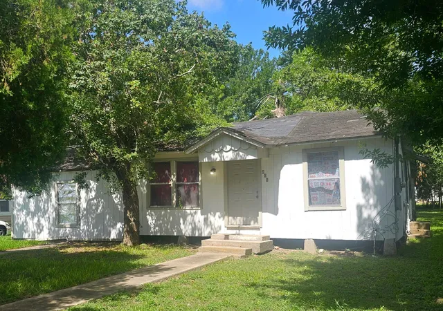 Photo 1 of Single family home for sale at 805 Texas St, Wharton, TX 77488 | MLS# 87991754 | Listing updated on 2026-08-12