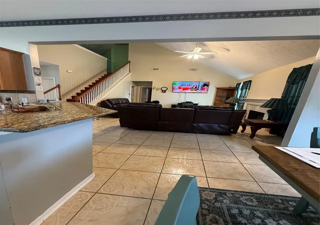Photo 3 of Sale Pending at 16123 Pipers Landing Ct, Missouri City, TX 77489 | MLS# 91196694 | Listing updated on 2026-09-02