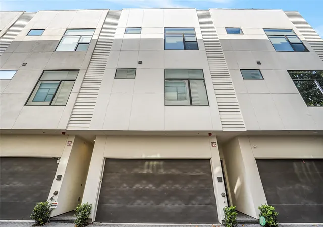 1st image of 1004 California St #203, Houston, TX 77006 | MLS# 31148910